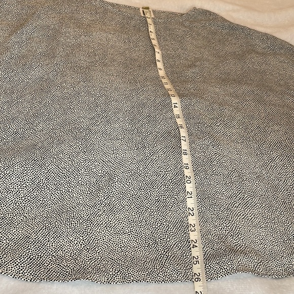 Anne Klein Graceful Bateau Neckline Blouse - Picture 9 of 13